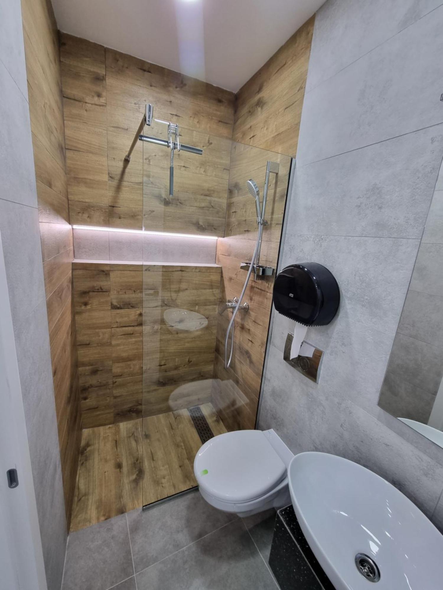 Casa Chiper - Apartament Parter Brasov Exterior photo
